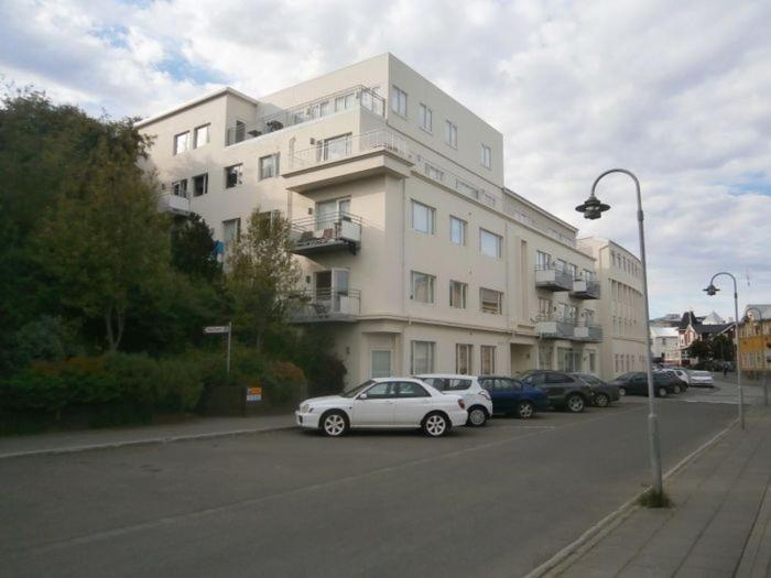 Central Akureyri Apartment Dream4You Exterior photo
